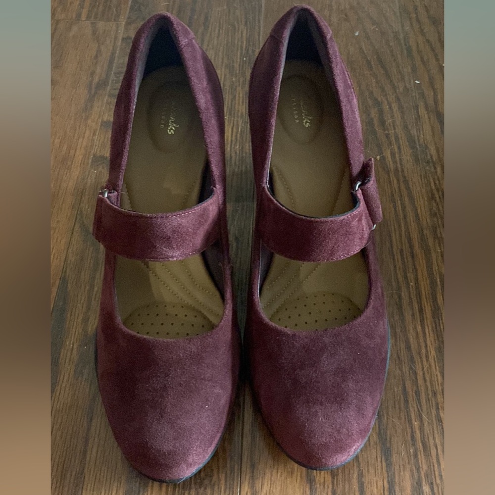 Maroon Clark Heels - only worn a few times!